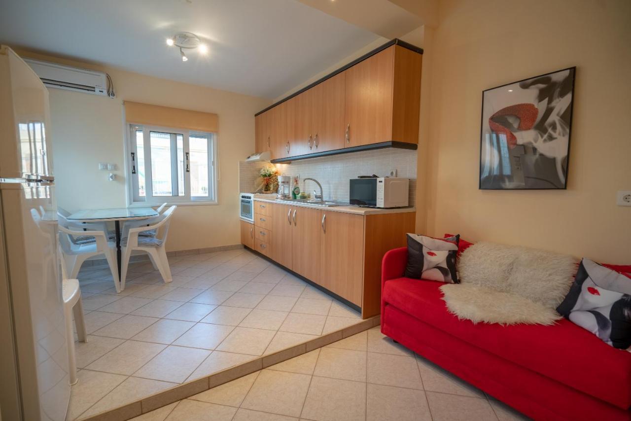 Attica Train Station 1 Bedroom 4 Pers Apartment Atena Exterior foto