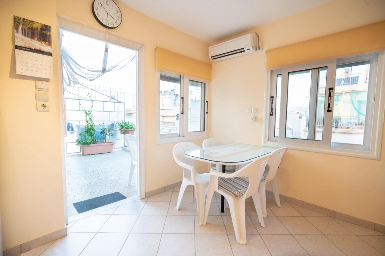 Attica Train Station 1 Bedroom 4 Pers Apartment Atena Exterior foto